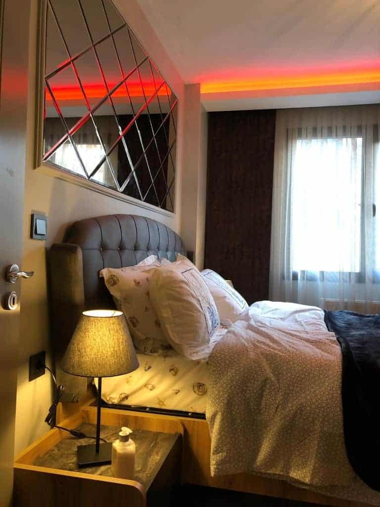 0e3301f0257a6a5bb3a205a79d5291184