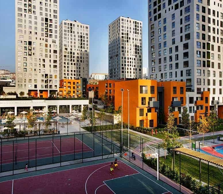 شقق جاهزة للسكن للبيع بالتقسيط قرب محطة المترو الجديدة في اسنيورت ,اسطنبول, تركيا