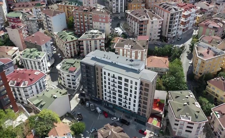 Ready to move cheap investment apartment for sale in Istanbul center
