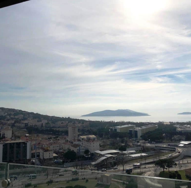Sea and islands view apartments for sale in Maltepe,Asian side Istanbul