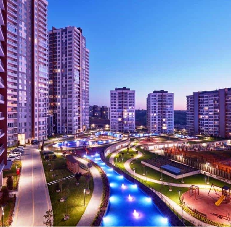 Ready apartments for sale in Basaksehir, Istanbul, Turkey, in front of metro station