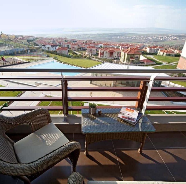 Lake view apartments for sale in Buyukcekmece, Istanbul, Turkey