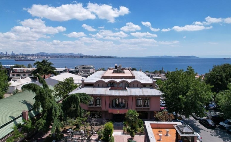 Sea view 5 stars hotel for sale in sultanahmet , istanbul , Turkey