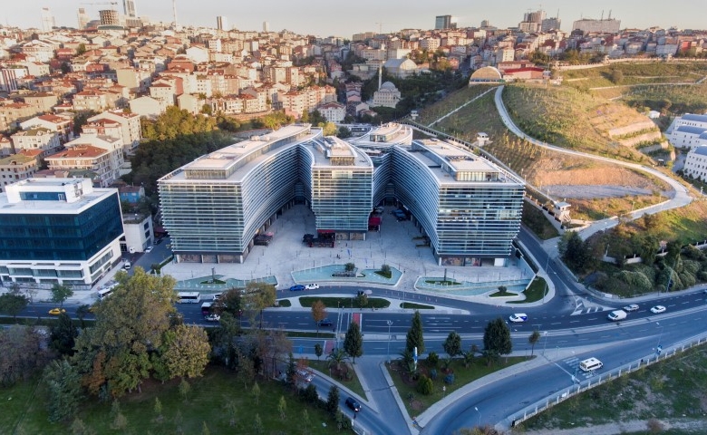 Apartments for sale in Istanbul’s city center with a 5% rental guarantee in US dollars.