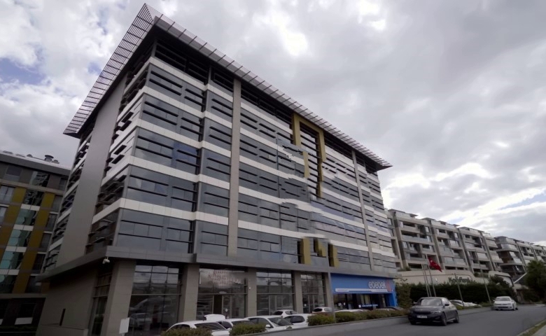 Commercial offices for sale in Istanbul center, Turkey, with resale guarantee
