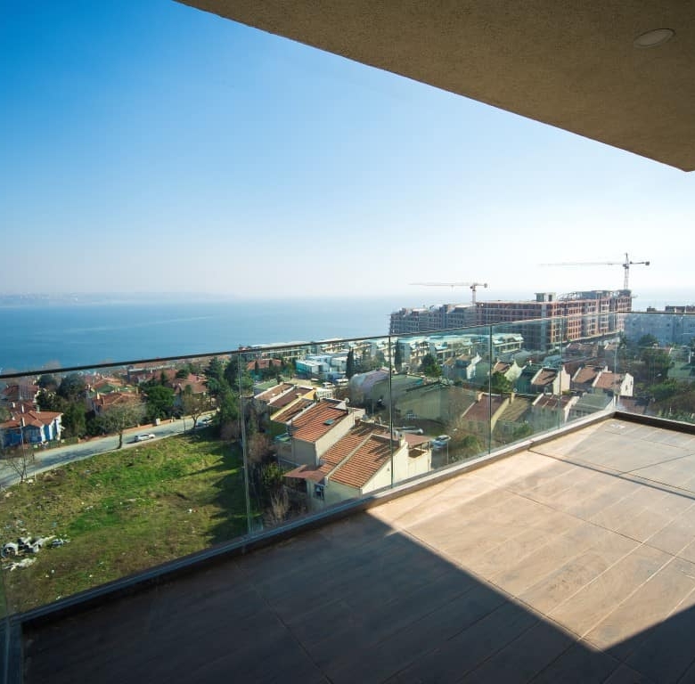 Ready sea view apartments for sale in Istanbul, in installments up to 4 years